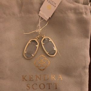 NWT Kendra Scott Dani Earrings